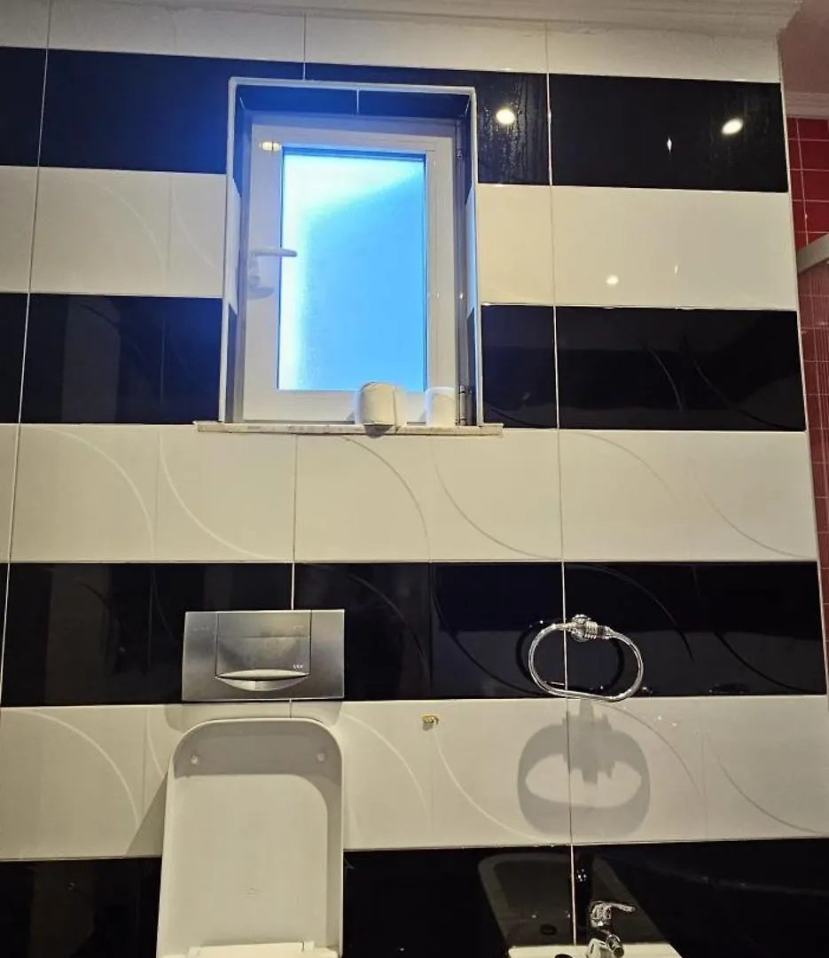호스텔 Ihostel 티라나